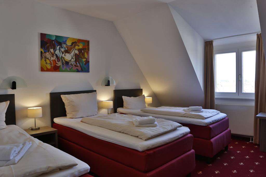 Hotel Maurer Karlsruhe Exterior foto